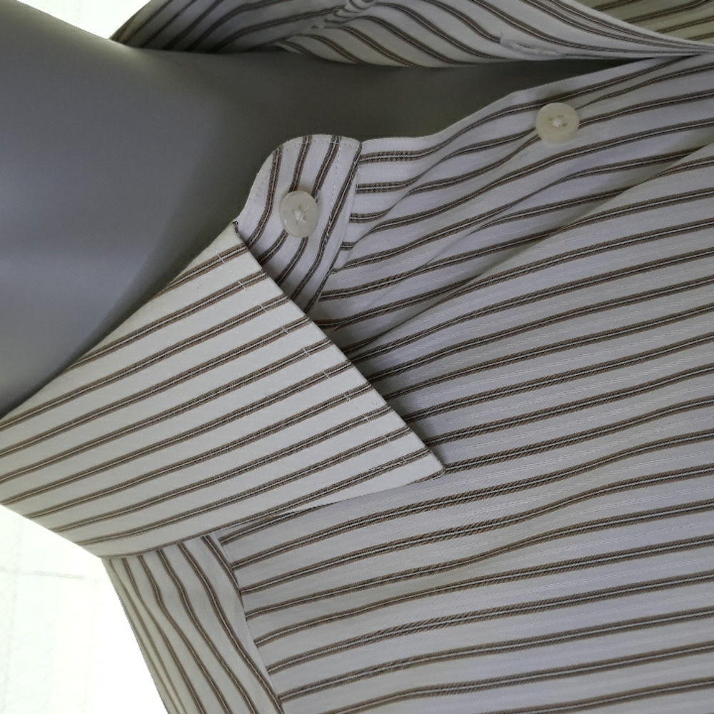 Ermenegildo Zegna mens brown and white striped cotton dress shirt. 16 neck